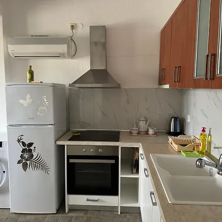 Apartment Alexandros