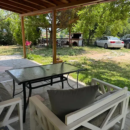 Apartment Alexandros *