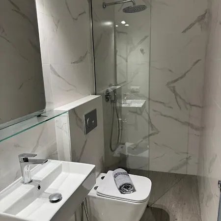 Apartment Alexandros *